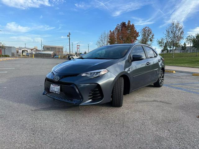 2019 Toyota Corolla XSE photo 2