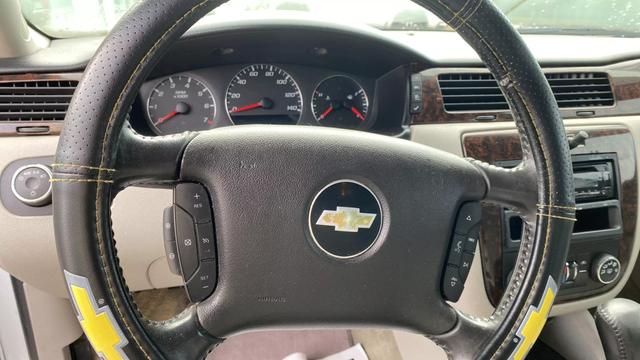 2012 Chevrolet Impala 2FL photo 6