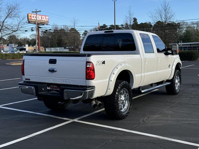 2013 Ford F-250 Super Duty Lariat photo 6