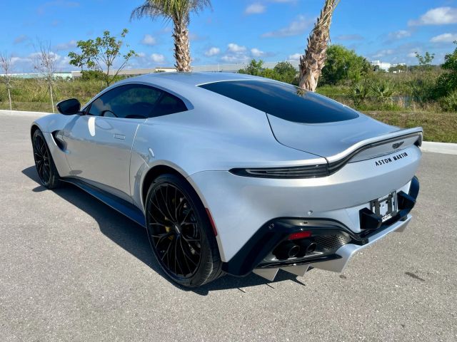 2023 Aston Martin Vantage - Image 26