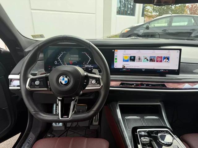 2023 BMW 7 Series 760i photo 14