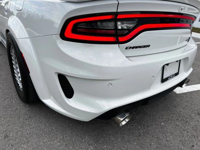 2021 Dodge Charger - Image 25