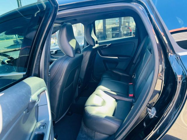 2016 Volvo Xc60 - Image 23