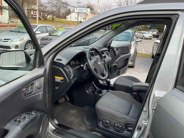 2010 Kia Sportage - Image 9