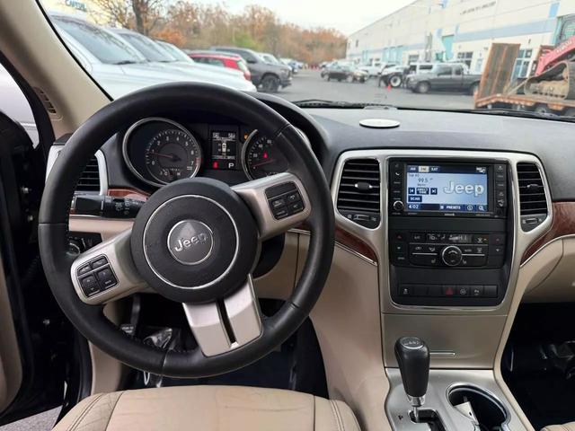 2012 Jeep Grand Cherokee Limited photo 23