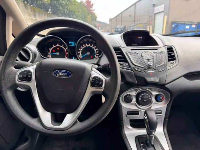 2018 Ford Fiesta - Image 10