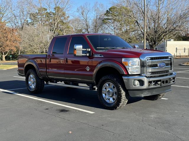 2016 Ford F-250 Super Duty Lariat photo 4