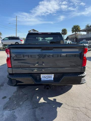 2022 Chevrolet Silverado 1500 Limited Custom photo 7