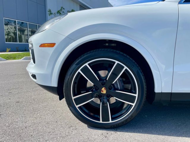 2019 Porsche Cayenne - Image 37