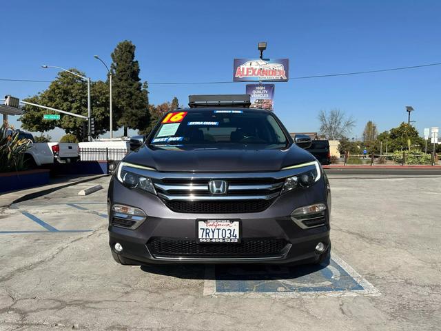 2016 Honda Pilot Touring photo 2