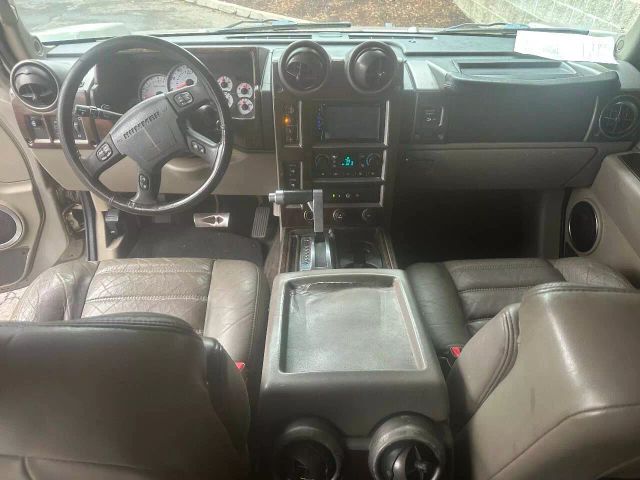 2003 Hummer H2 - Image 9