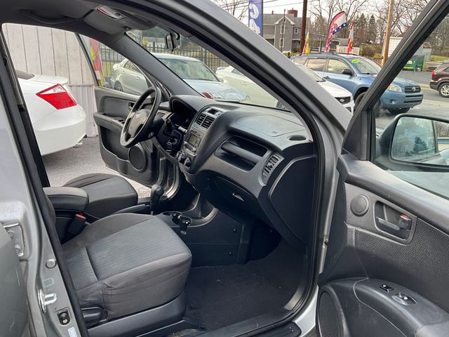 2010 Kia Sportage - Image 10
