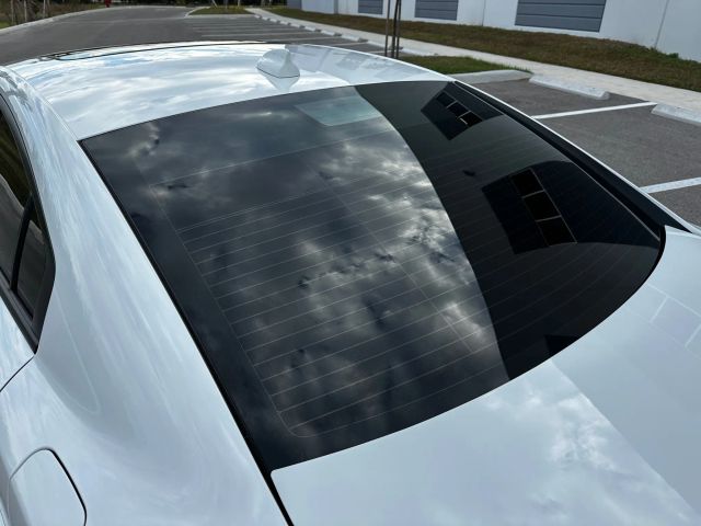 2021 Dodge Charger - Image 12