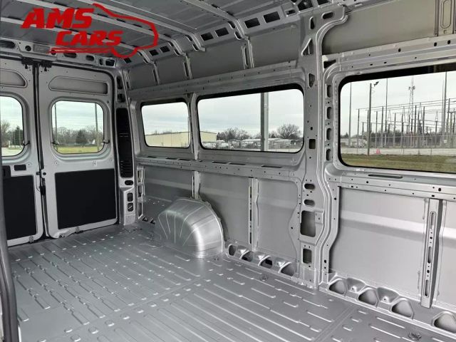 2023 Ram Promaster Window Van - Image 32