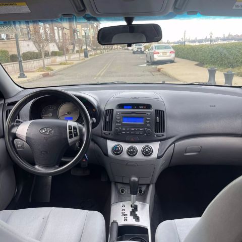 2008 Hyundai Elantra Gls Sedan 4d - Image 13