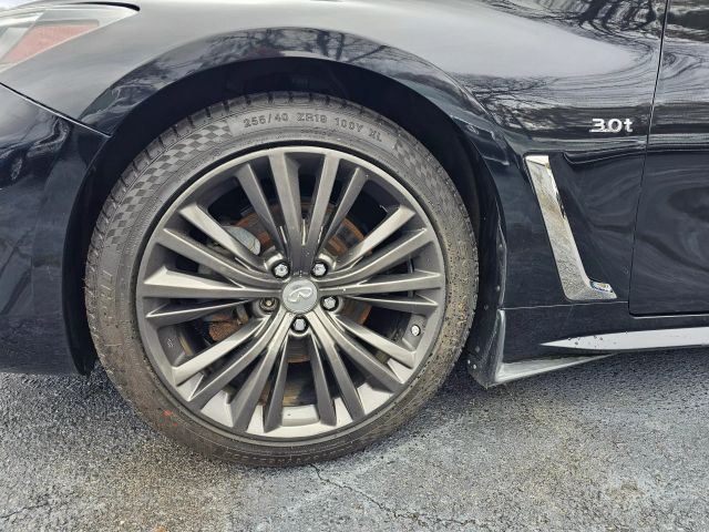 2017 Infiniti Q60 - Image 14