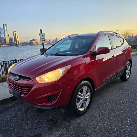 2011 Hyundai Tucson Gls Sport Utility 4d - Image 3