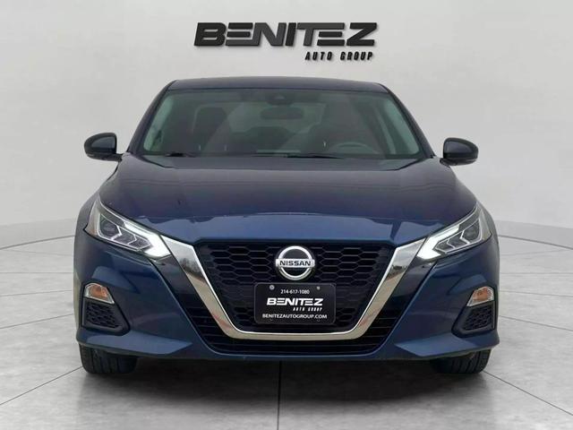 2020 Nissan Altima SR photo 4