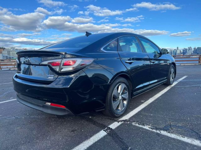 2016 Hyundai Sonata Hybrid Limited Sedan 4d - Image 7