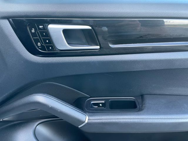2019 Porsche Cayenne - Image 99