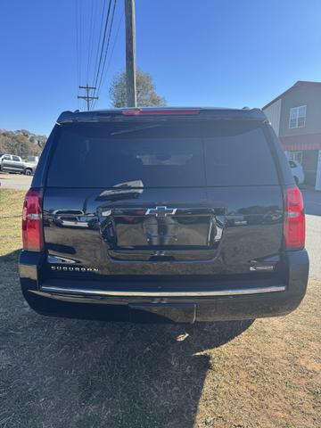 2018 Chevrolet Suburban Premier photo 4