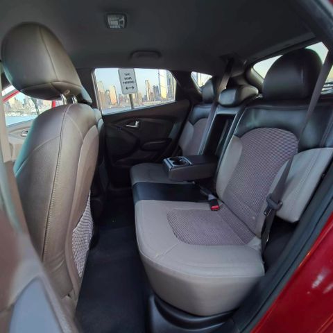 2011 Hyundai Tucson Gls Sport Utility 4d - Image 15