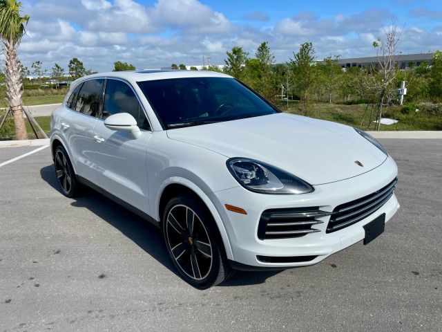 2019 Porsche Cayenne - Image 3