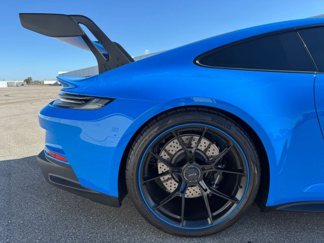 2022 Porsche 911 - Image 10