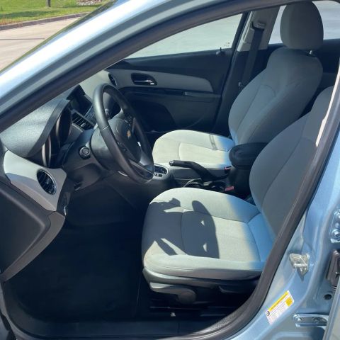 2011 Chevrolet Cruze - Image 14