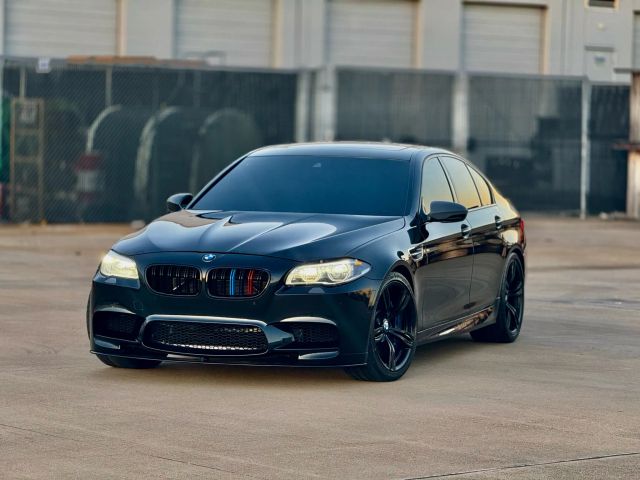 2015 Bmw M5 - Image 1