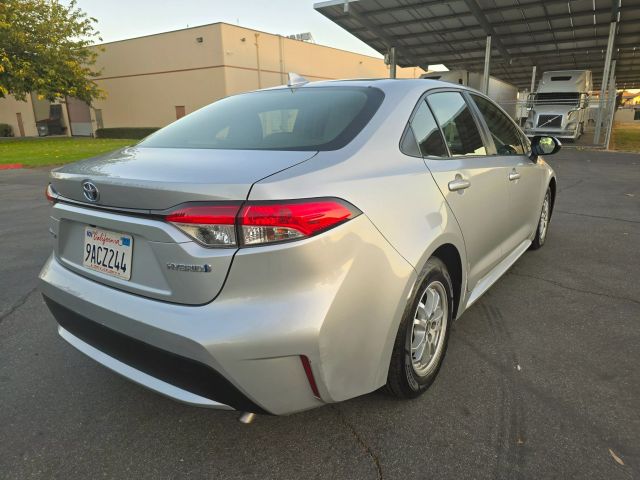 2022 Toyota Corolla Hybrid - Image 8