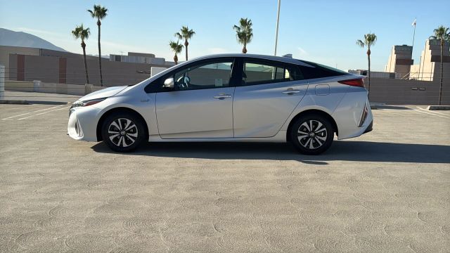 2019 Toyota Prius Prime - Image 4