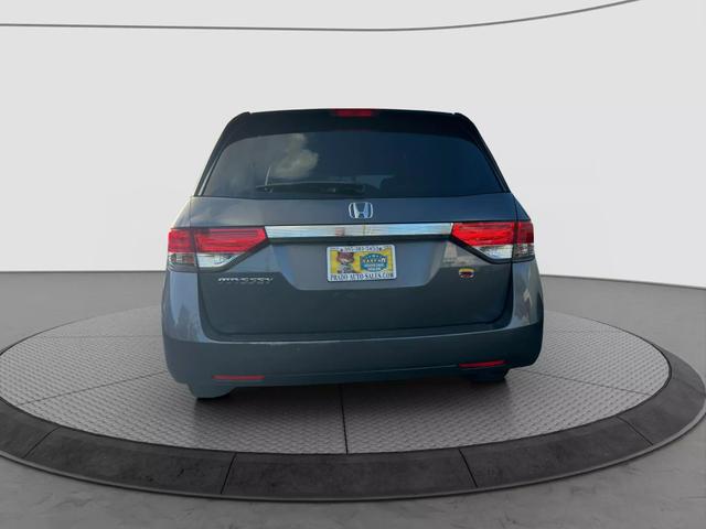 2016 Honda Odyssey LX photo 6