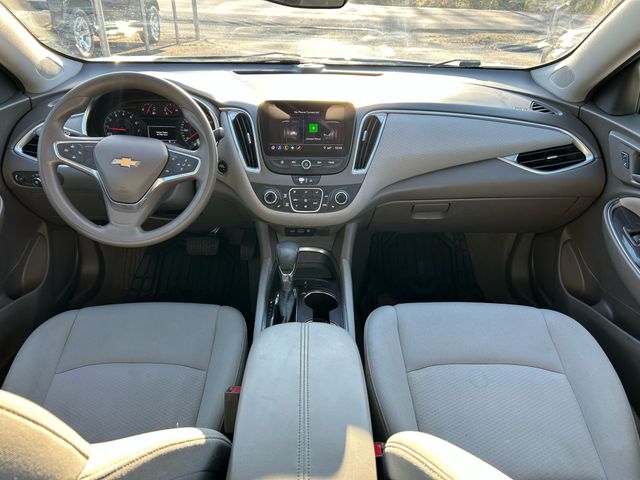 2021 Chevrolet Malibu - Image 15