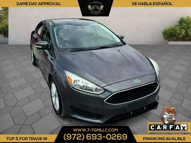 2016 Ford Focus SE photo 2