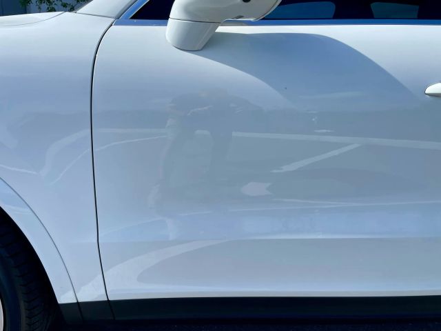 2019 Porsche Cayenne - Image 36
