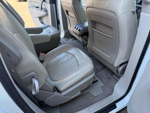 2017 Buick Enclave Leather photo 18