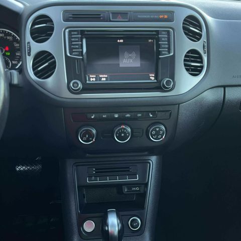 2017 Volkswagen Tiguan 2.0t Wolfsburg Edition 4motion Sport Utility 4d - Image 24