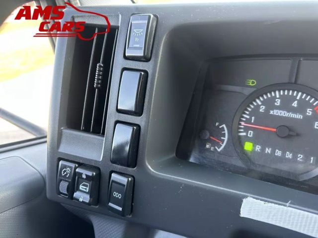 2018 Chevrolet Comm Low Cab Forward - Image 14