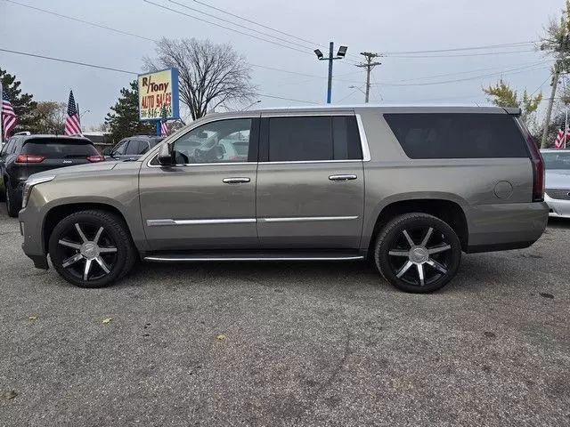 2018 Cadillac Escalade Esv - Image 3
