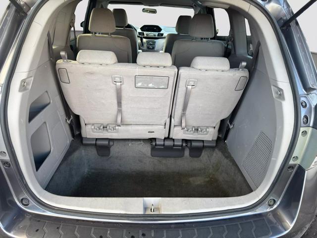 2016 Honda Odyssey LX photo 17