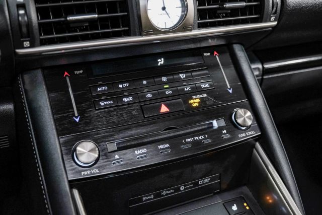 2018 Lexus Is Is 300 Sedan 4d - Image 31