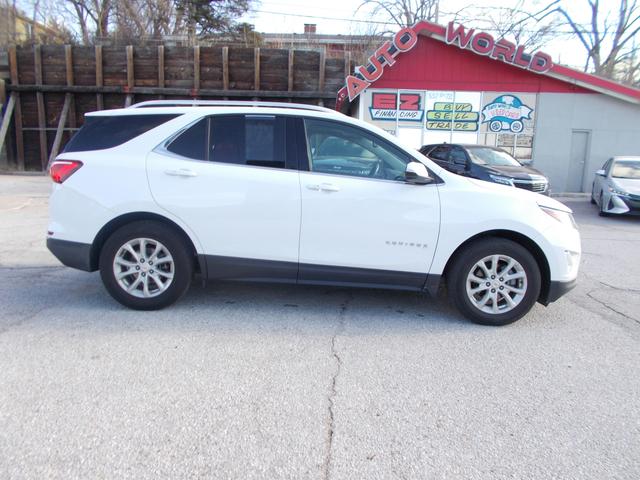 2019 Chevrolet Equinox LT photo 4