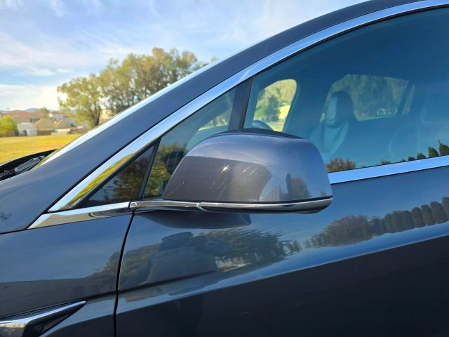 2019 Tesla Model X - Image 9