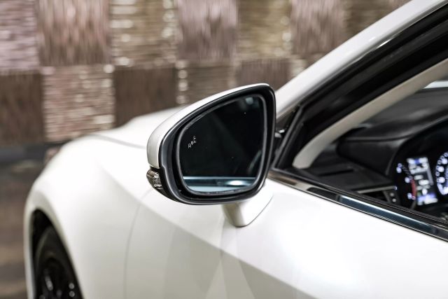 2018 Lexus Is Is 300 Sedan 4d - Image 45