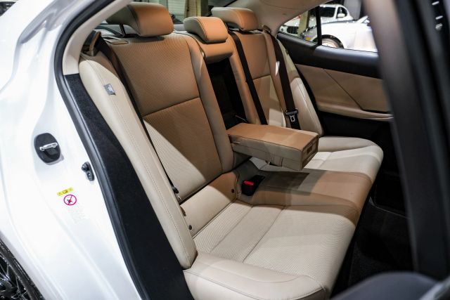 2018 Lexus Is Is 300 Sedan 4d - Image 41