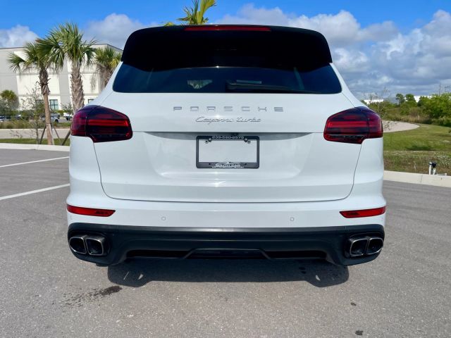 2017 Porsche Cayenne - Image 20