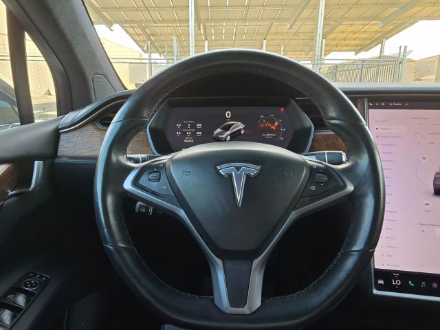 2019 Tesla Model X - Image 15