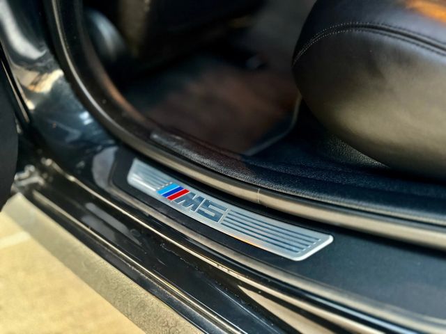 2015 Bmw M5 - Image 23