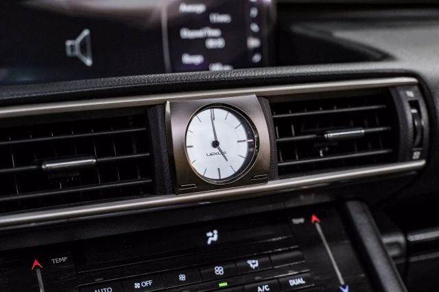 2018 Lexus Is Is 300 Sedan 4d - Image 32